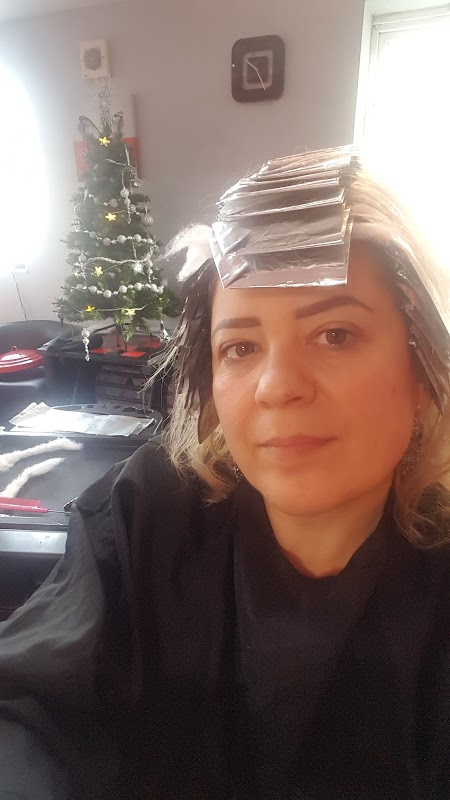 Reds Hair & Beauty — photo 3